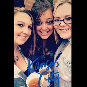 Meet your Posher, Brooke